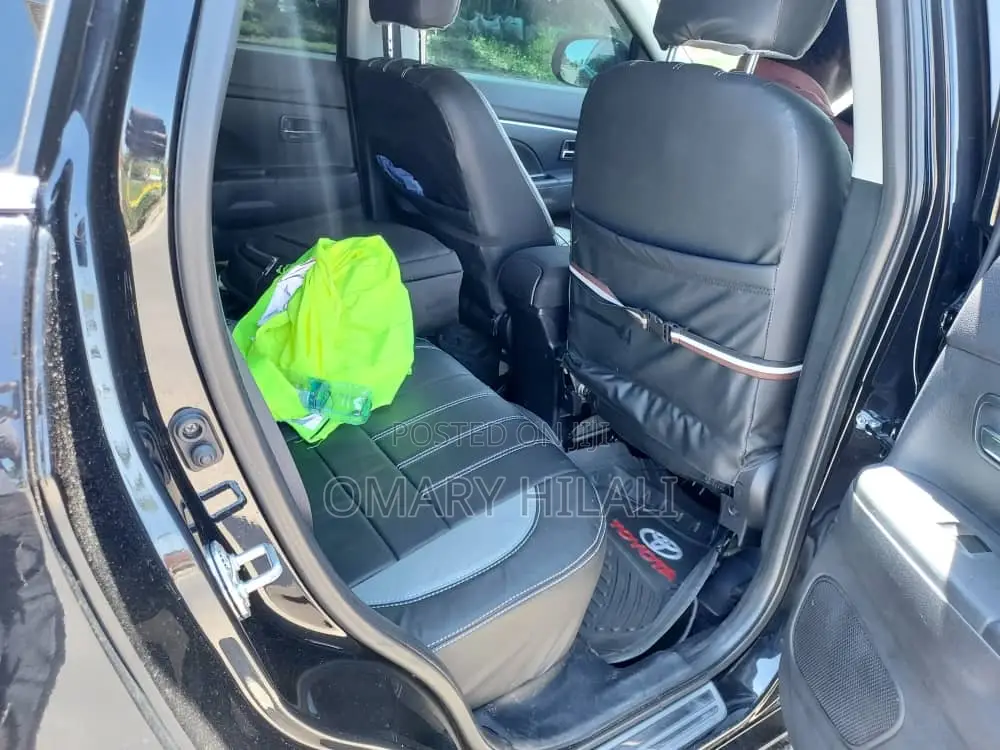 Mitsubishi RVR 2010 Black