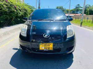 Toyota Vitz 2006 Black