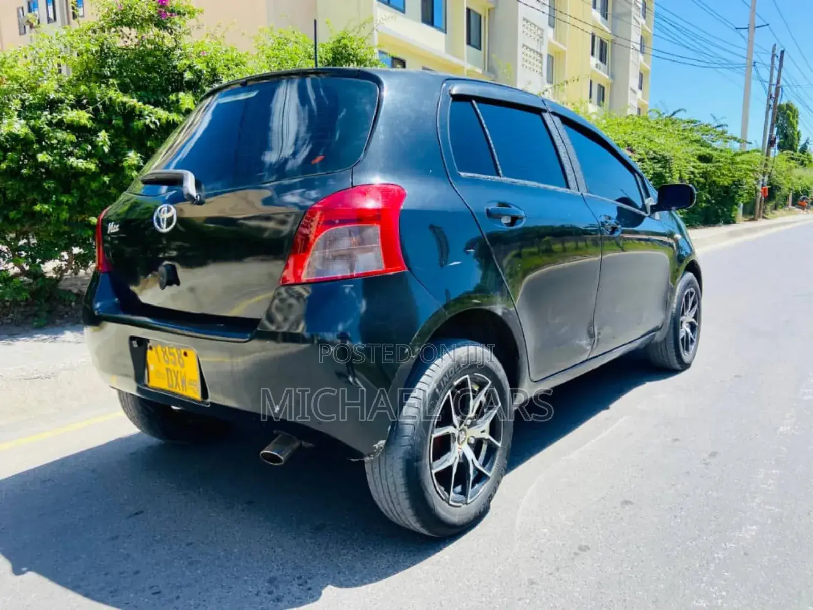Toyota Vitz 2006 Black