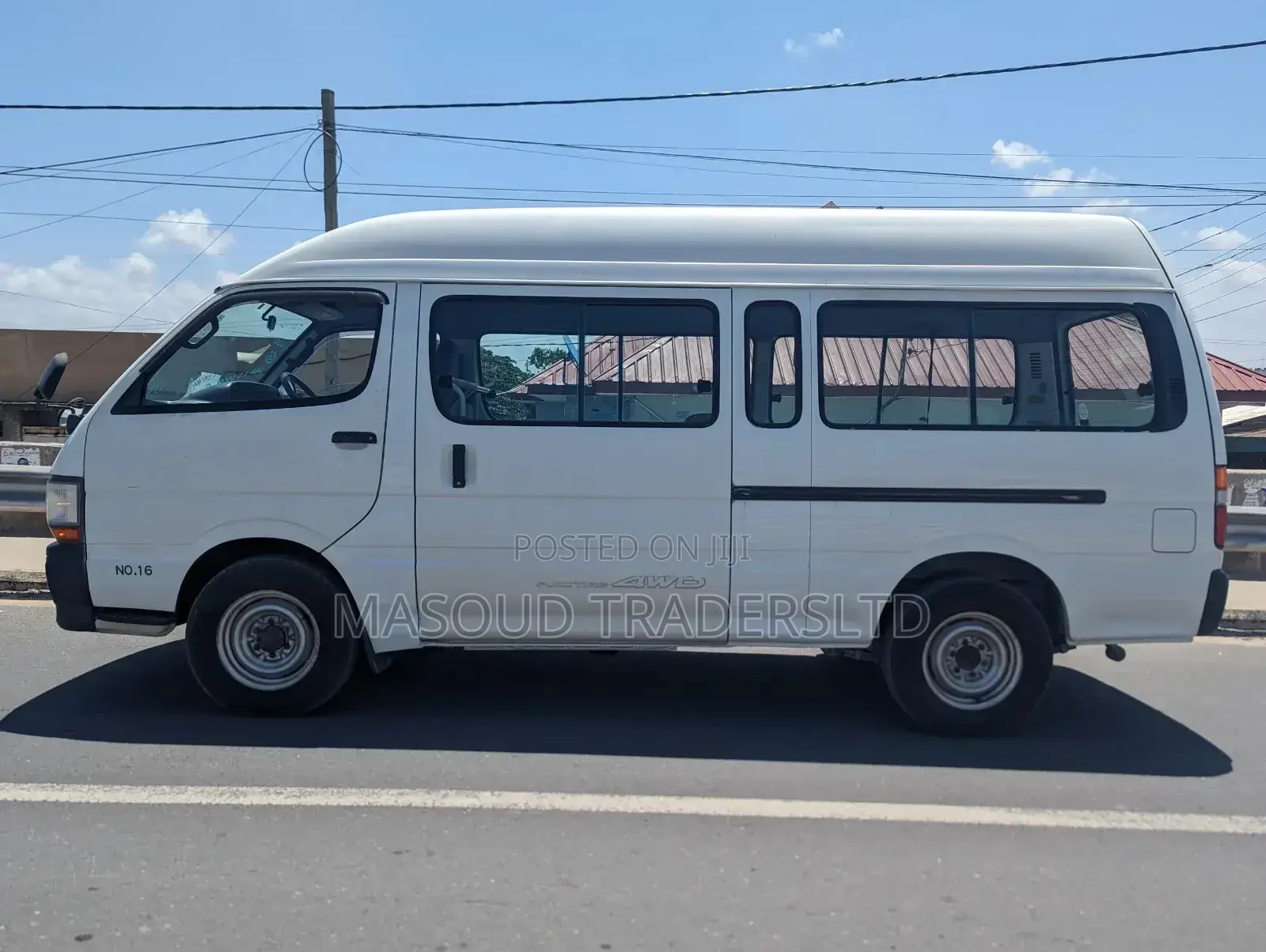 Toyota HiAce 2002 White