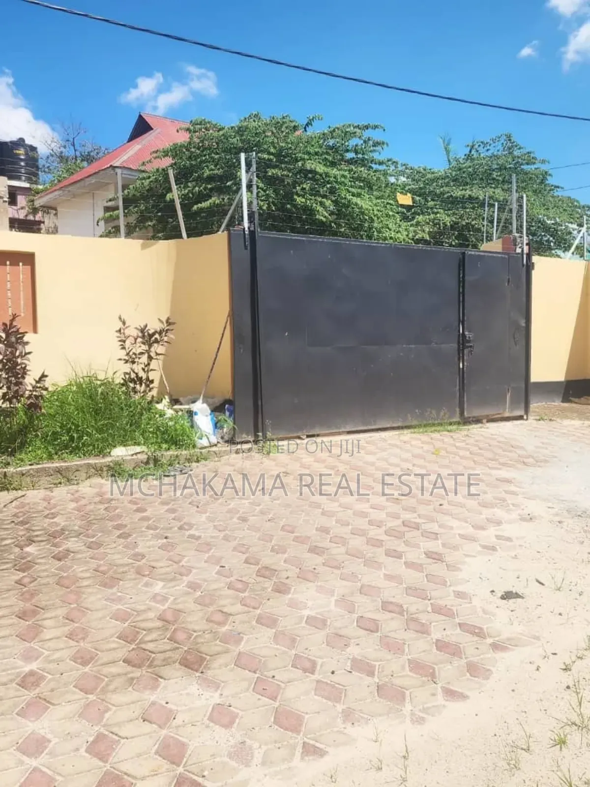 3bdrm House in Mchakama Real Estate, Mbezi for sale