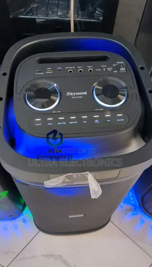 Skywood Portable Party Speaker Q8 Supper Bass With Mic