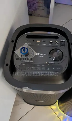 Skywood Portable Party Speaker Q6 Supper Bass Clear Sound With Mic