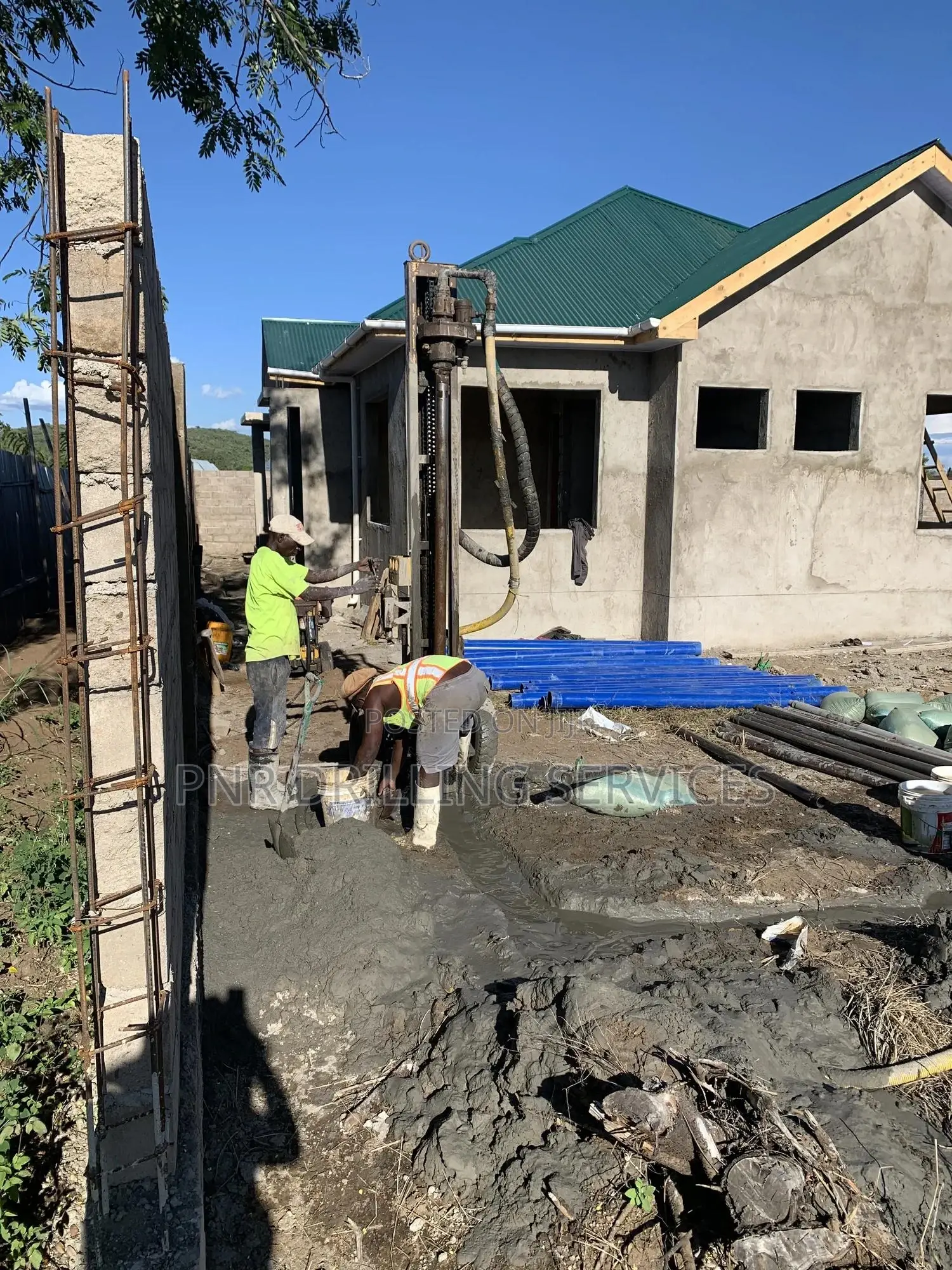 Wachimbaji Visima Mashambani Na Majumbani