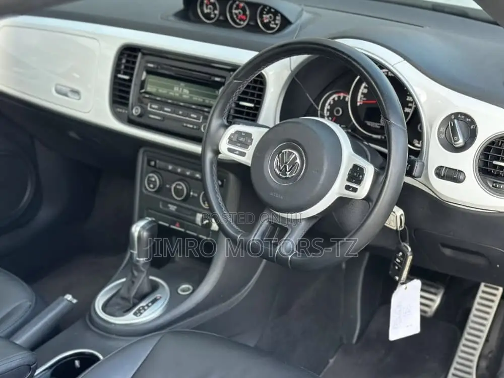 Volkswagen Beetle 2016 White
