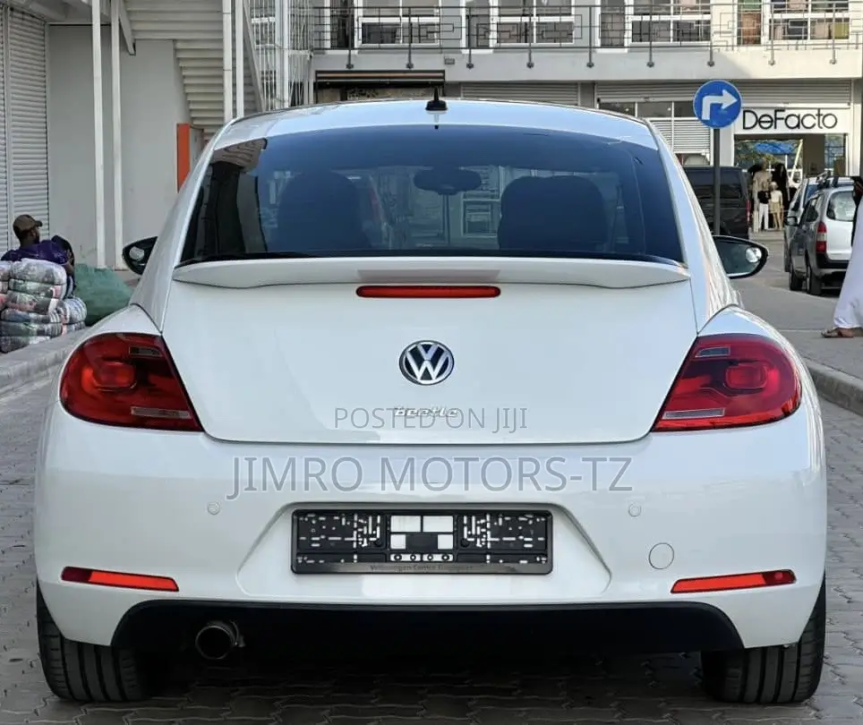Volkswagen Beetle 2016 White