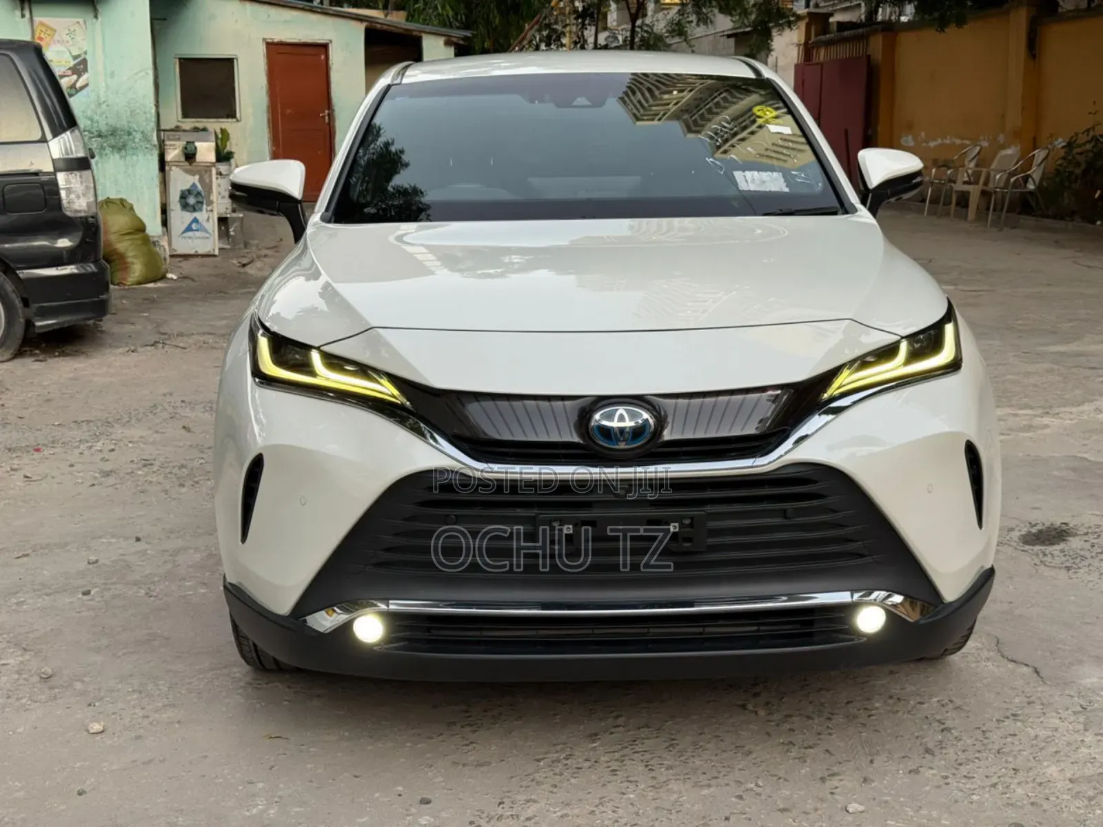 Toyota Harrier 2021 White