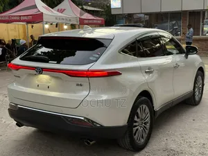 Toyota Harrier 2021 White