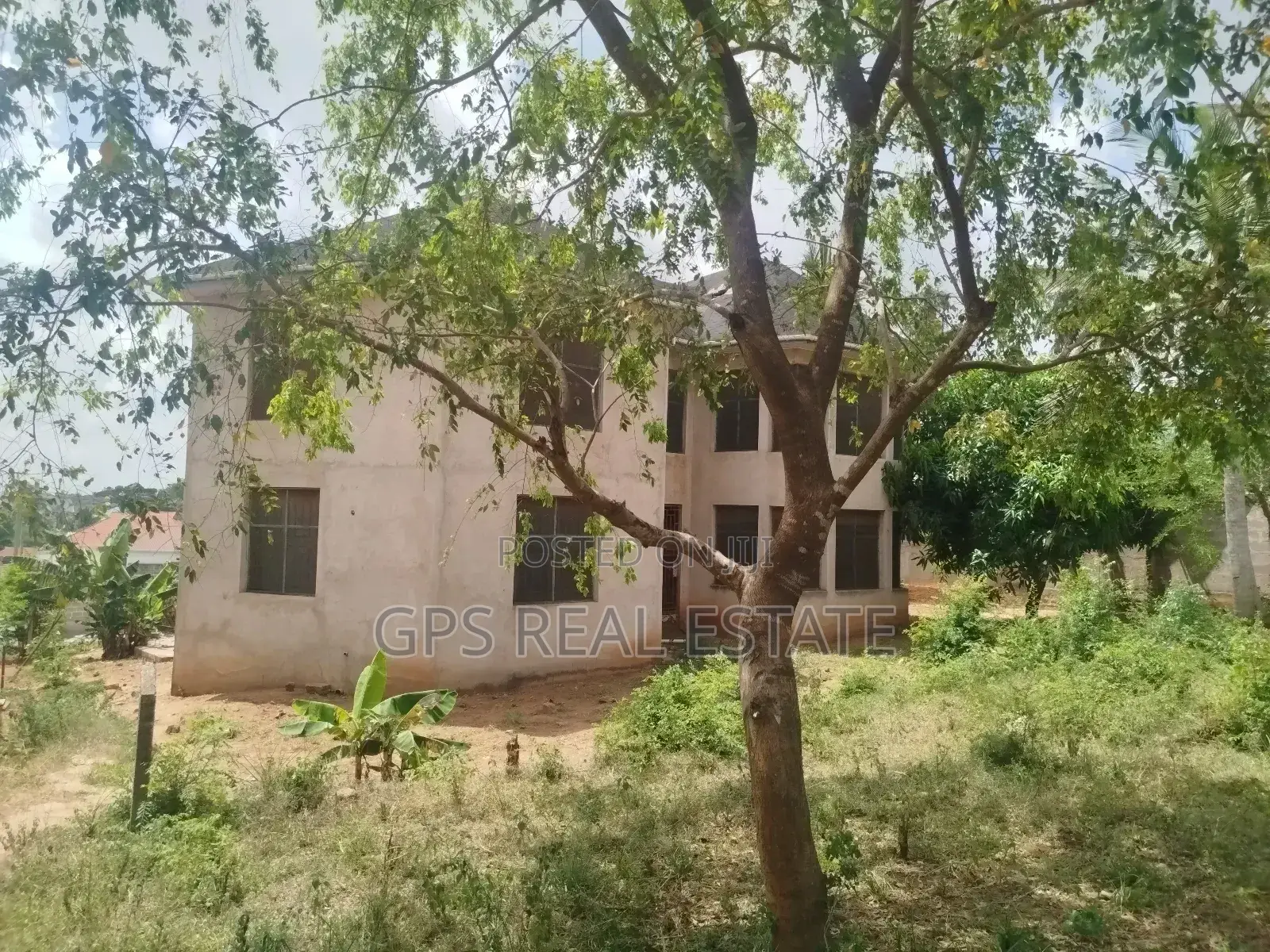 3bdrm House in Kazibirwa Makabe, Kinondoni for sale
