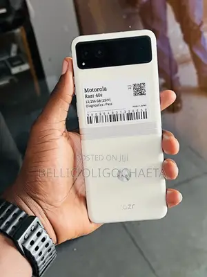 Motorola Razr 40s 256 GB White