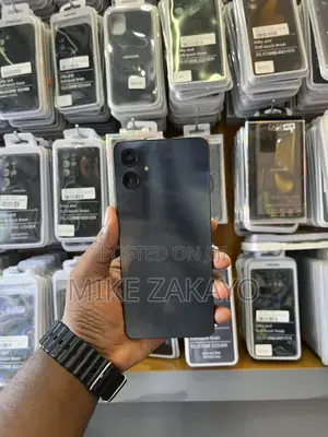 Samsung Galaxy A06 64 GB Black
