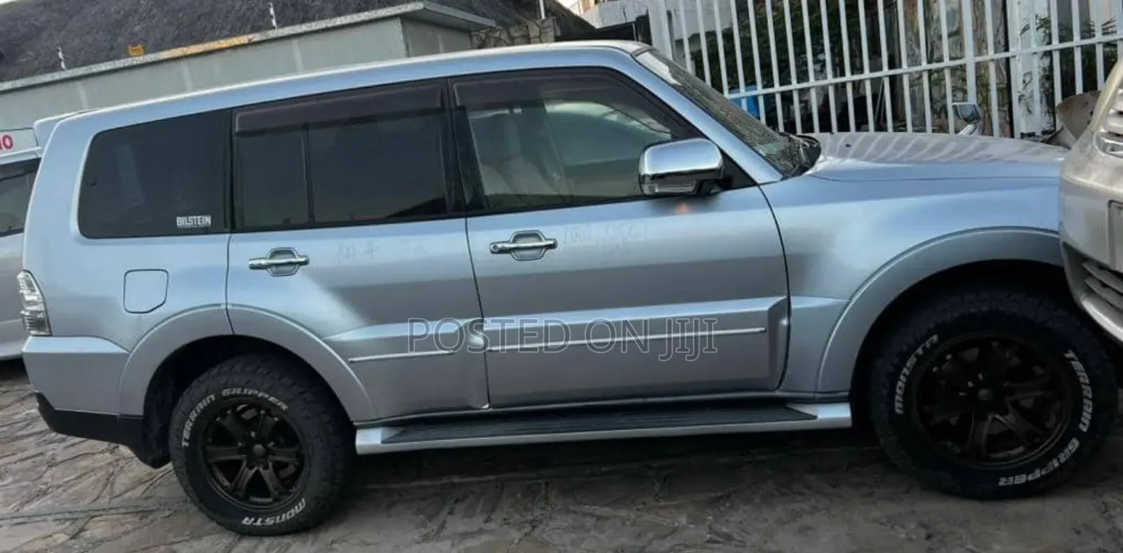 Mitsubishi Pajero 2008 Gray
