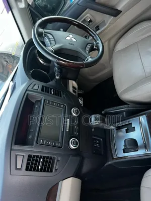 Mitsubishi Pajero 2008 Gray