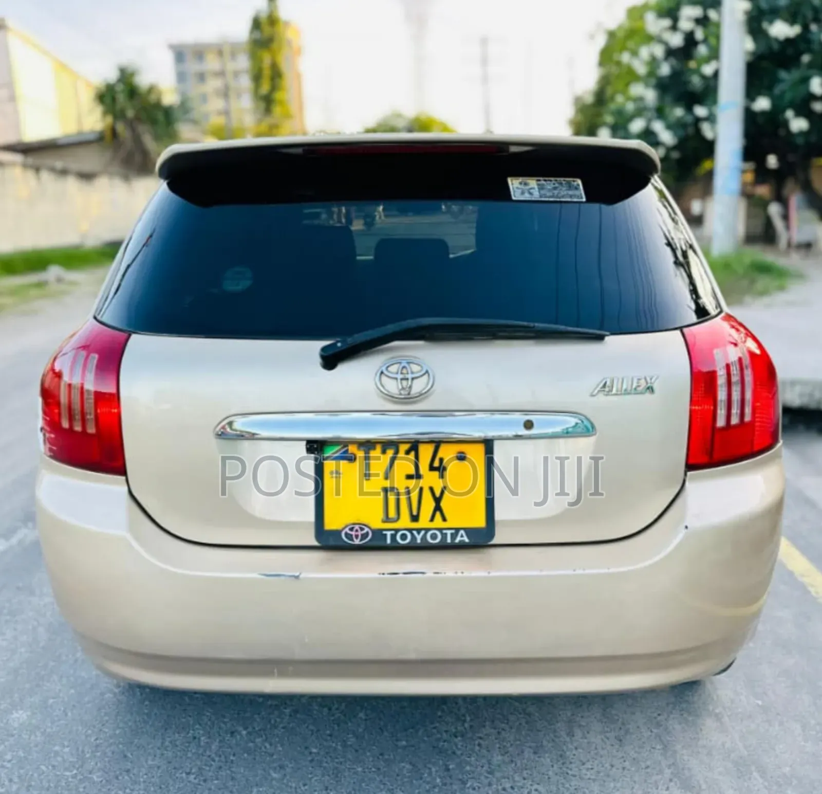 Toyota Corolla RunX 2004 Gold