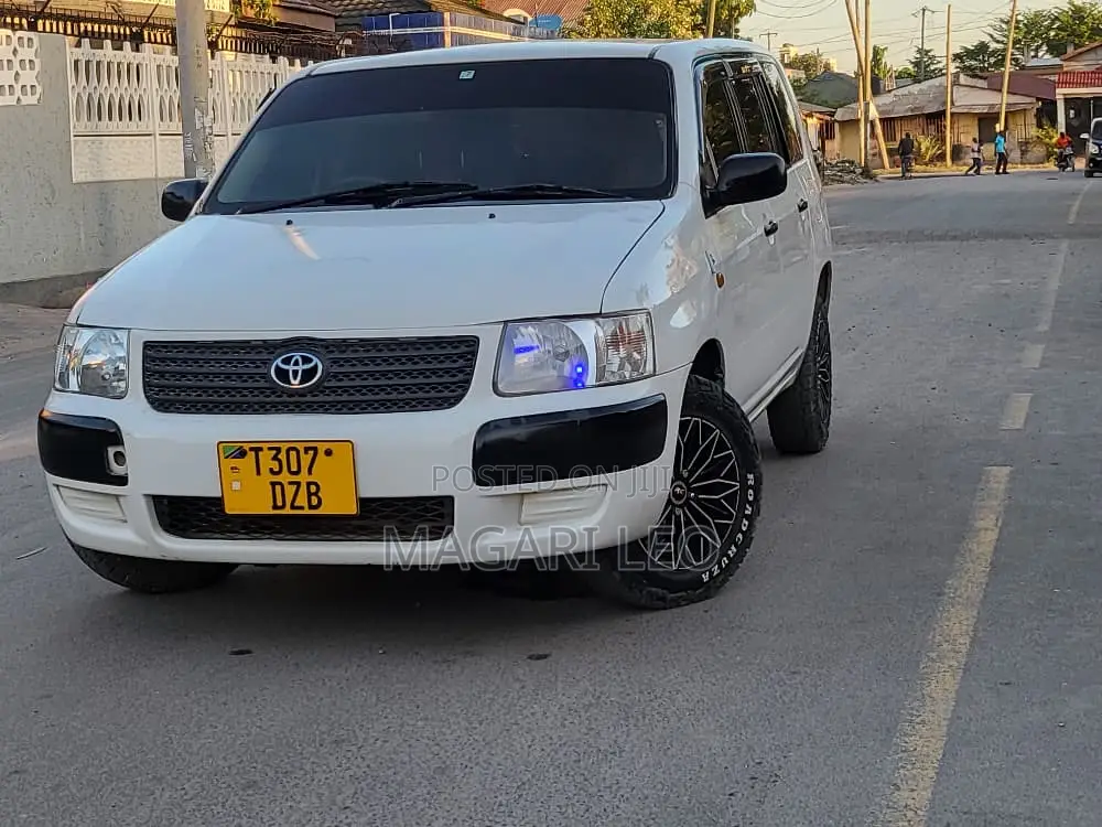 Toyota Probox 2005 White