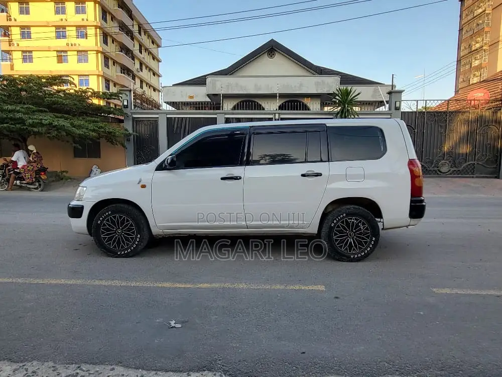 Toyota Probox 2005 White