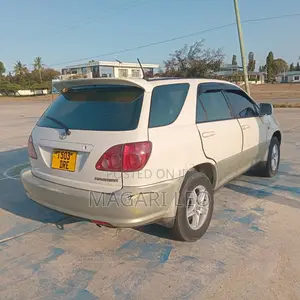 Toyota Harrier 2002 Pearl
