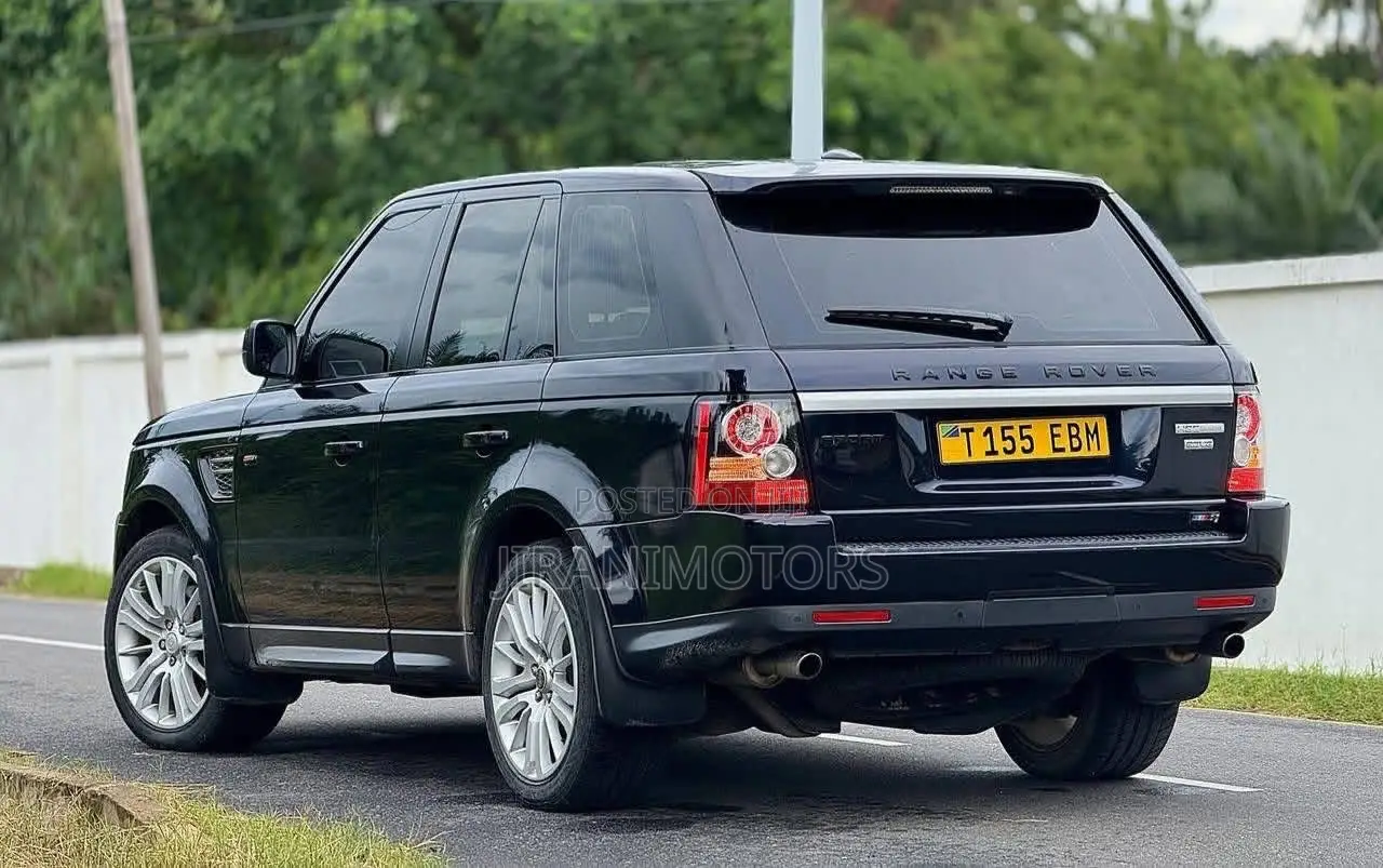 Land Rover Range Rover Sport HSE LUX 2012 Black