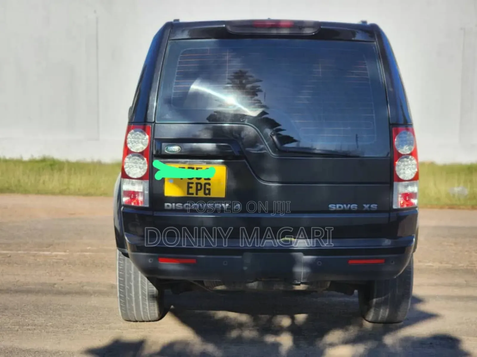 Land Rover Discovery 2010 Black