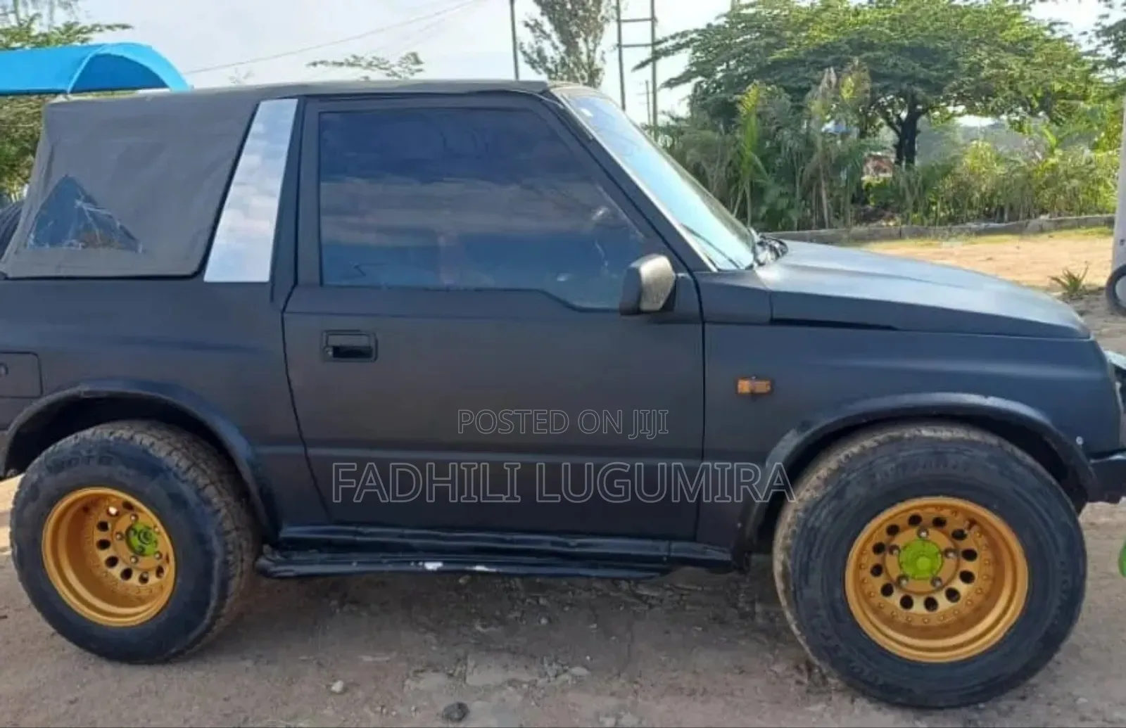 Suzuki Escudo 2000 Matt Black