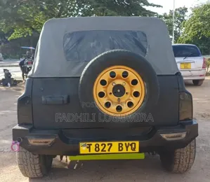 Suzuki Escudo 2000 Matt Black