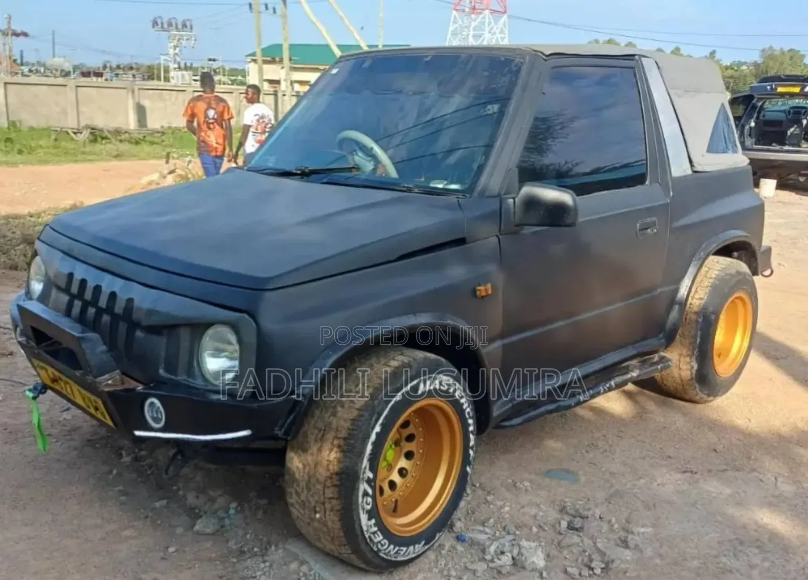 Suzuki Escudo 2000 Matt Black