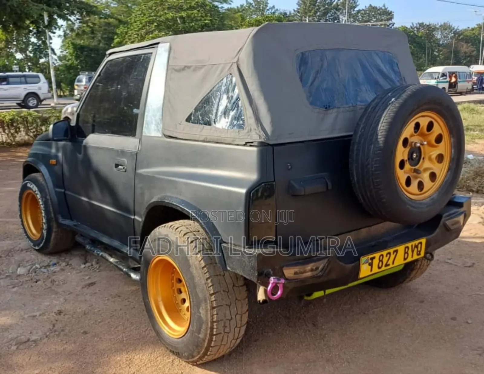Suzuki Escudo 2000 Matt Black