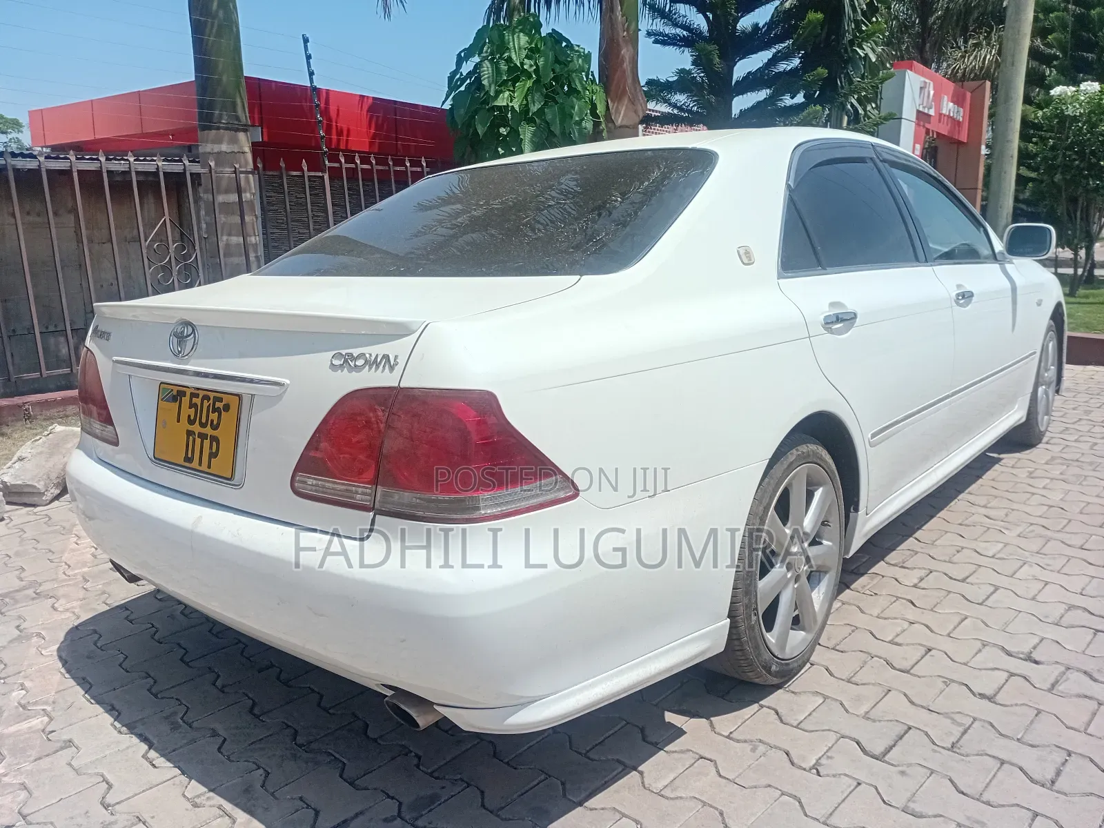 Toyota Crown 2004 White