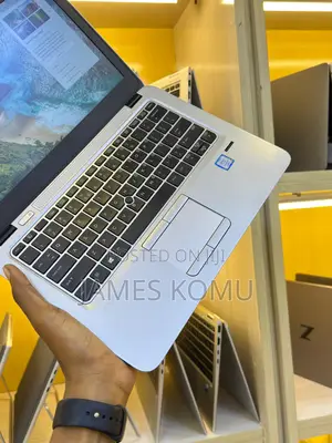 Laptop HP EliteBook 820 G3 8GB Intel Core I7 SSD 256GB