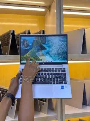 Laptop HP EliteBook 830 G8 16GB Intel Core I5 SSD 512GB