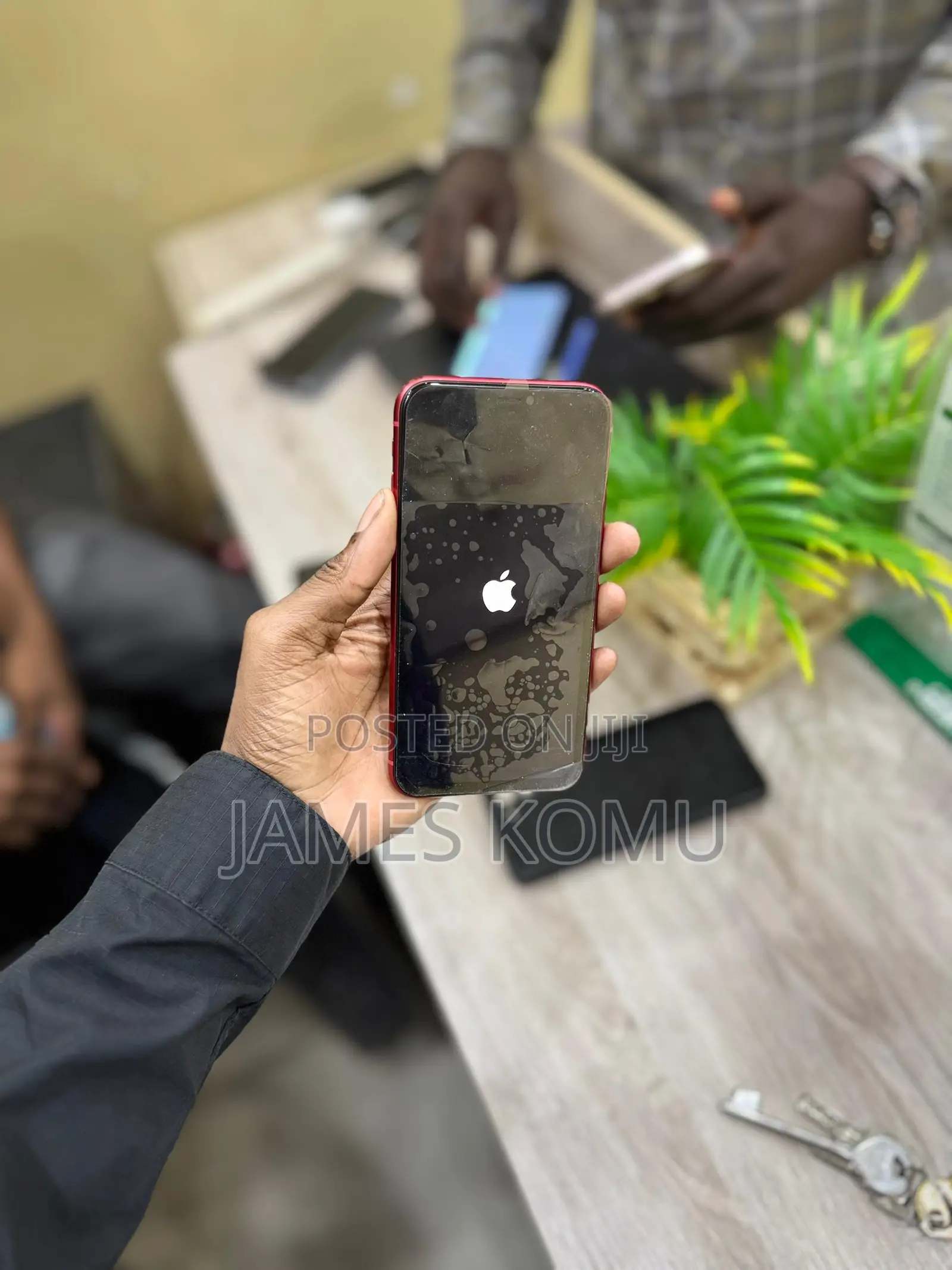 Apple iPhone 11 64 GB Red