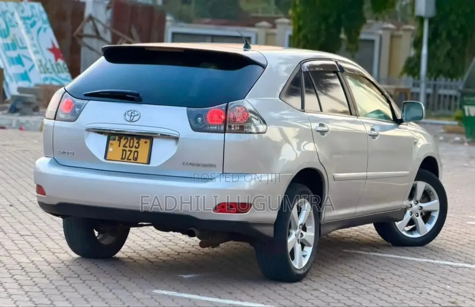 Toyota Harrier 2004 Silver