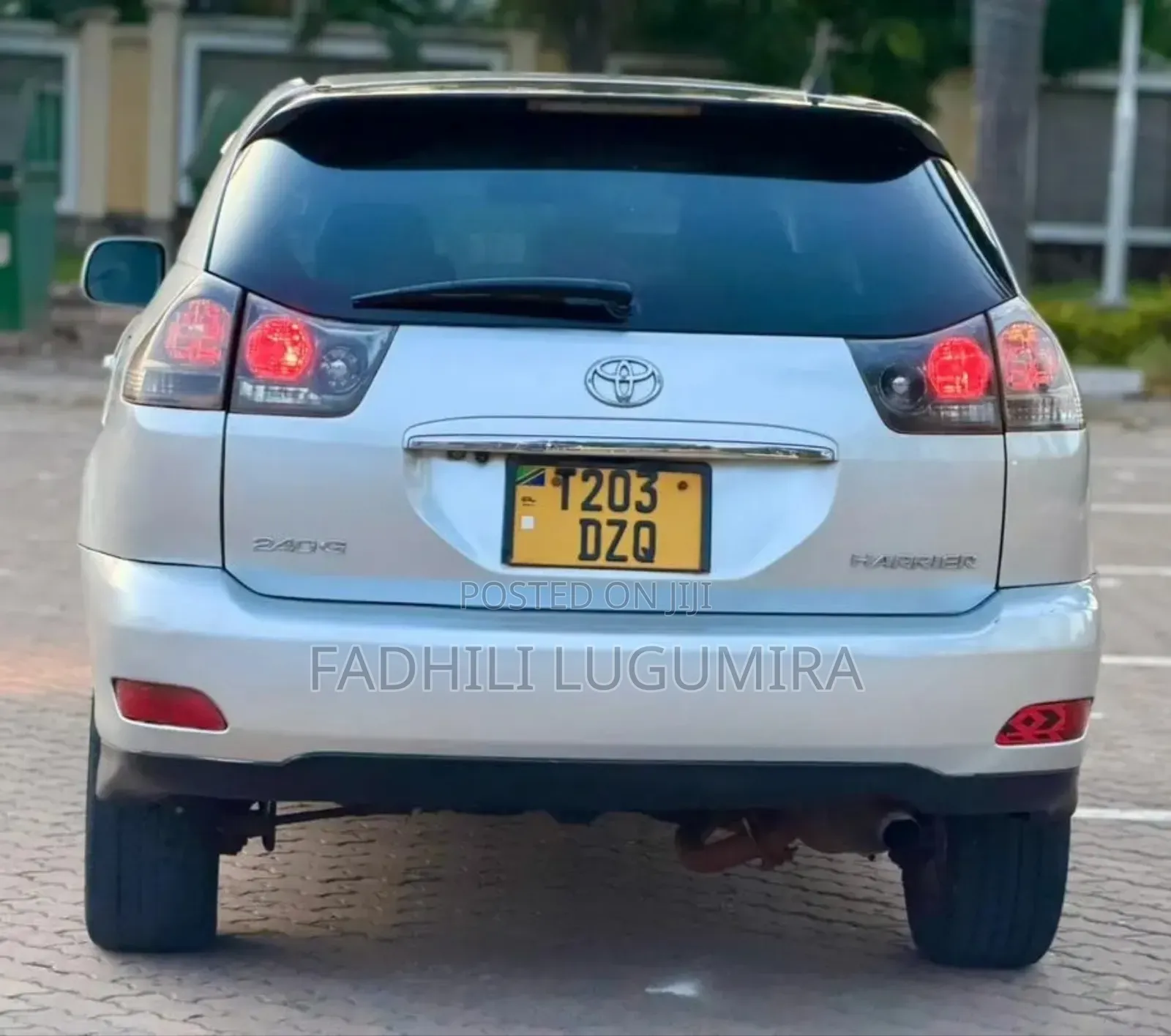 Toyota Harrier 2004 Silver