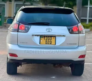 Toyota Harrier 2004 Silver