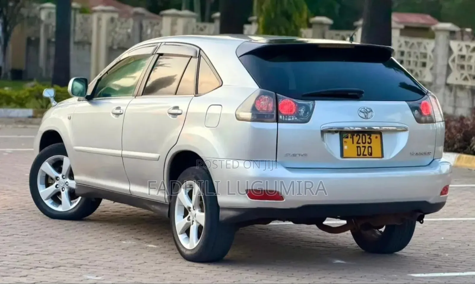 Toyota Harrier 2004 Silver