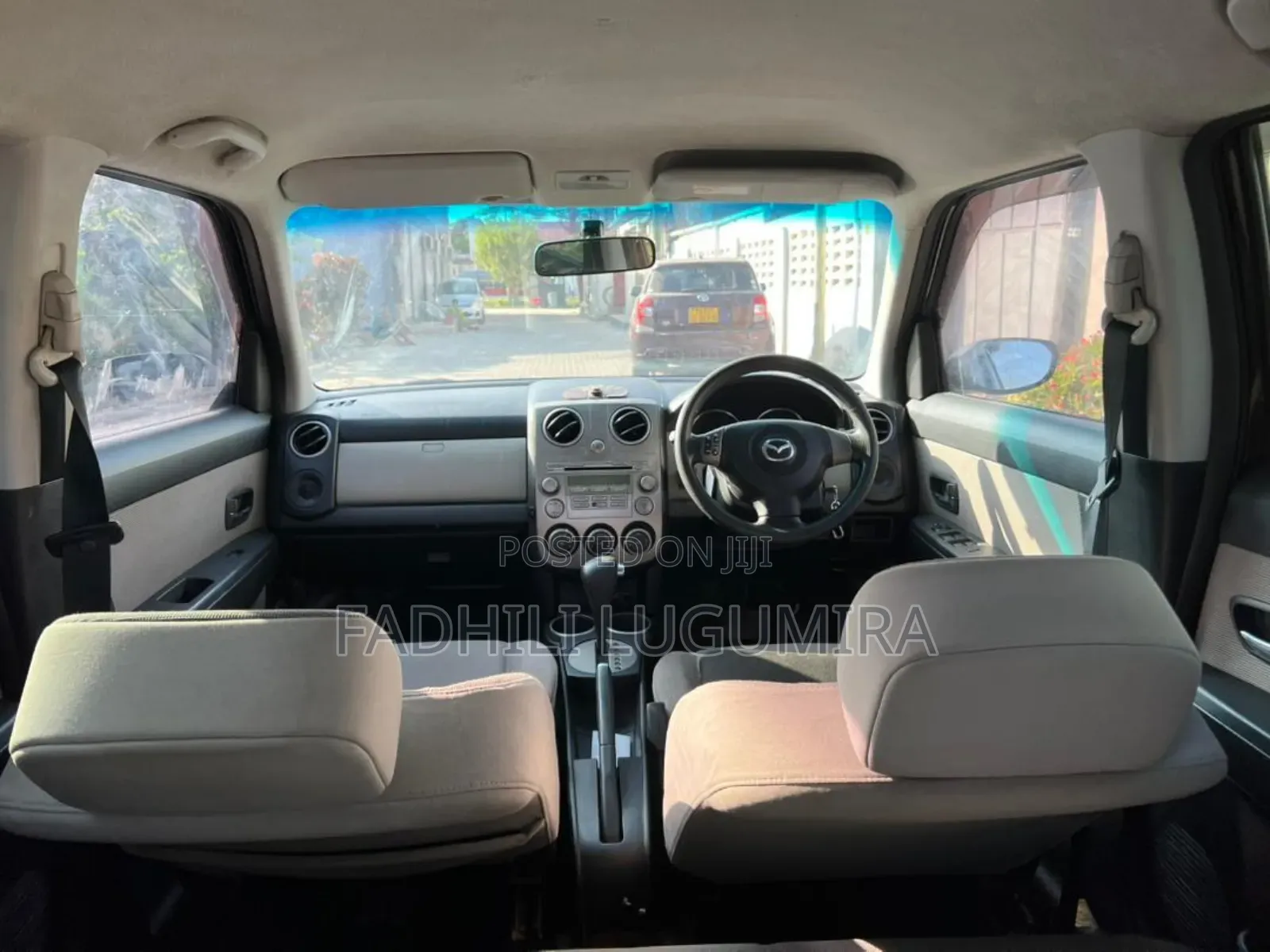 Mazda Verisa 2004 Maroon
