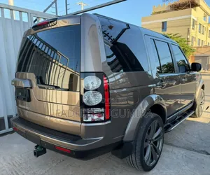 Land Rover Discovery 2016 Gray