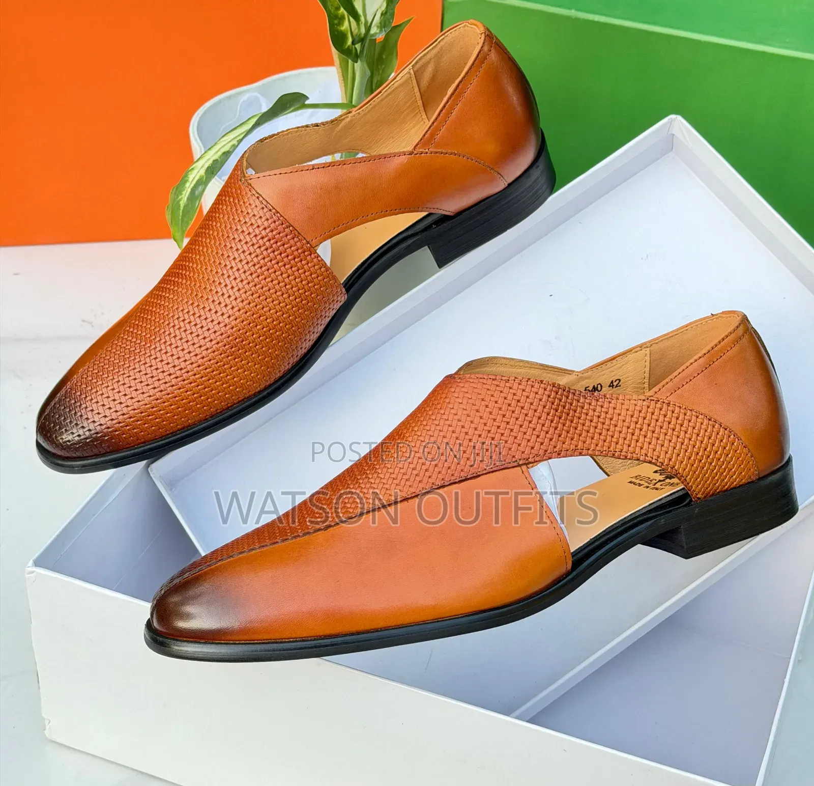 Viatu or Shoes for Men's With Back Open Design