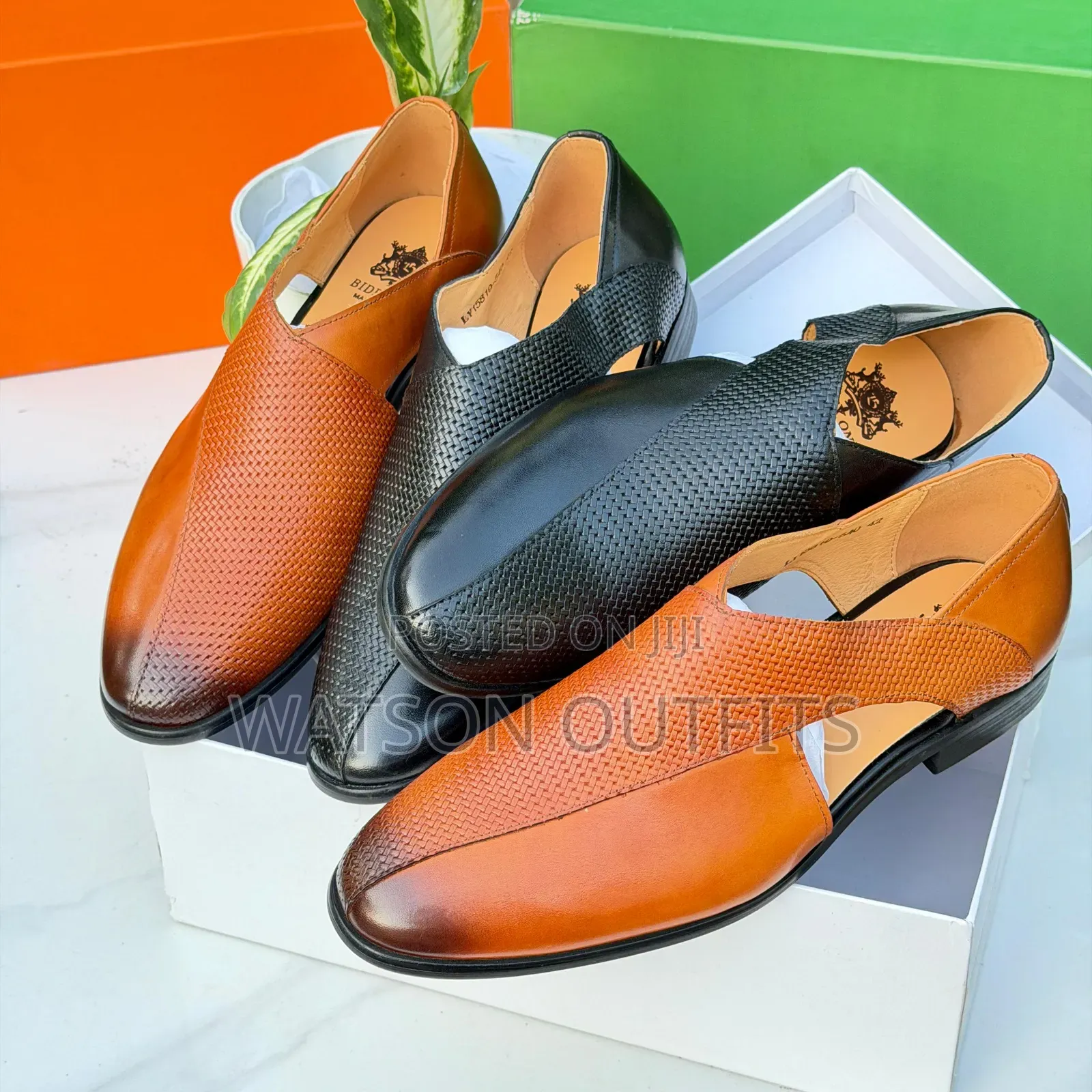 Viatu or Shoes for Men's With Back Open Design