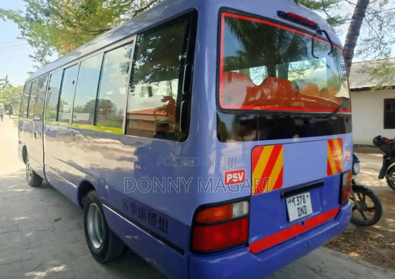 Toyota Coaster 2000 Blue