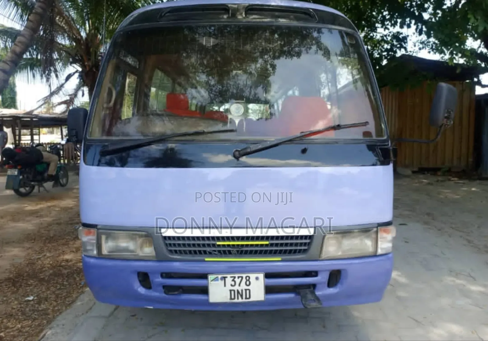 Toyota Coaster 2000 Blue