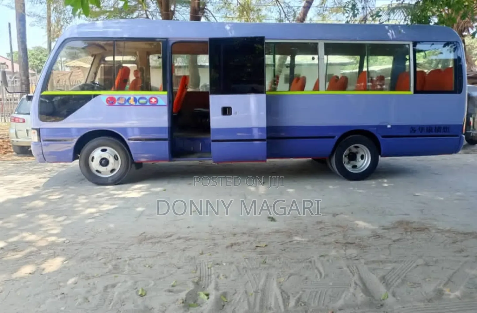 Toyota Coaster 2000 Blue