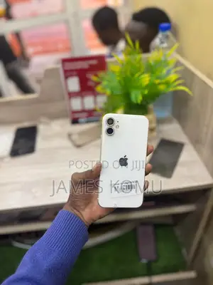 Apple iPhone 11 64 GB White