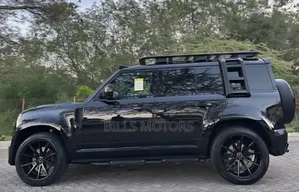 Land Rover Defender 2022 Black