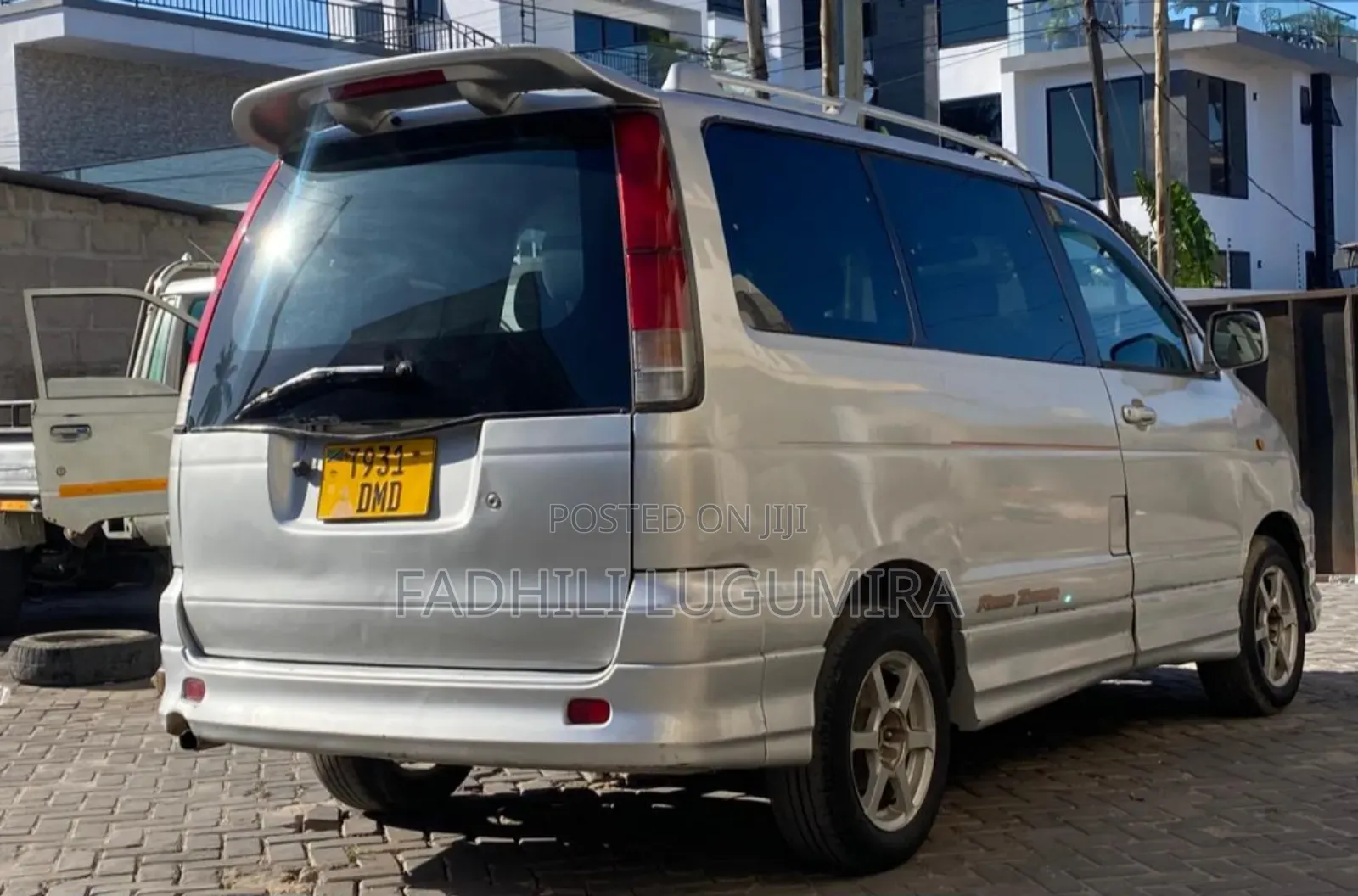 Toyota Noah 2003 Silver
