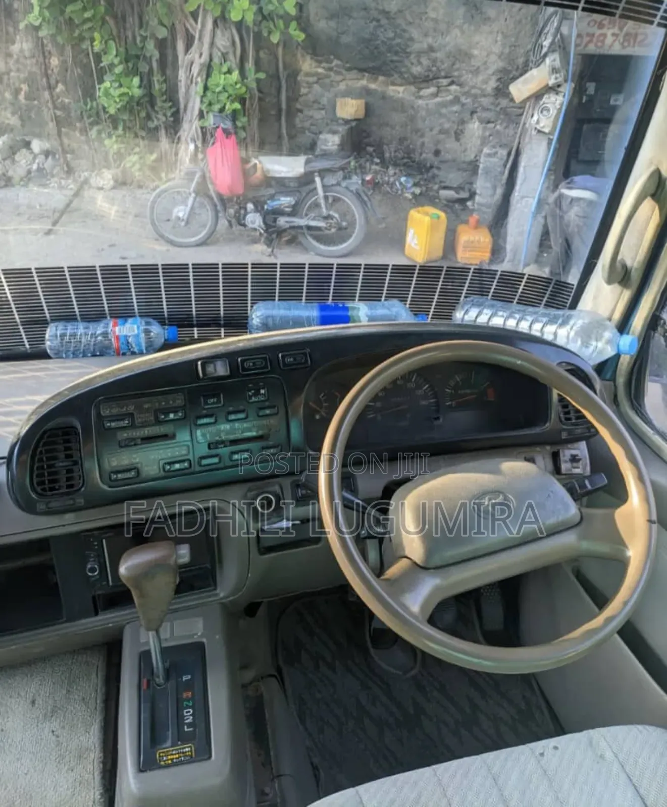 Toyota Coaster 2000 Green