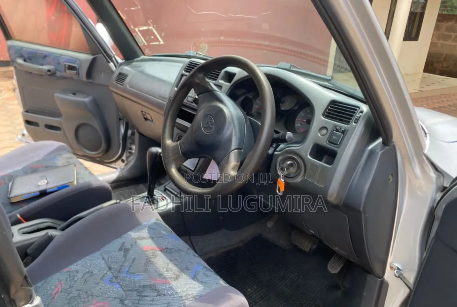 Toyota RAV4 Automatic 2000 Silver