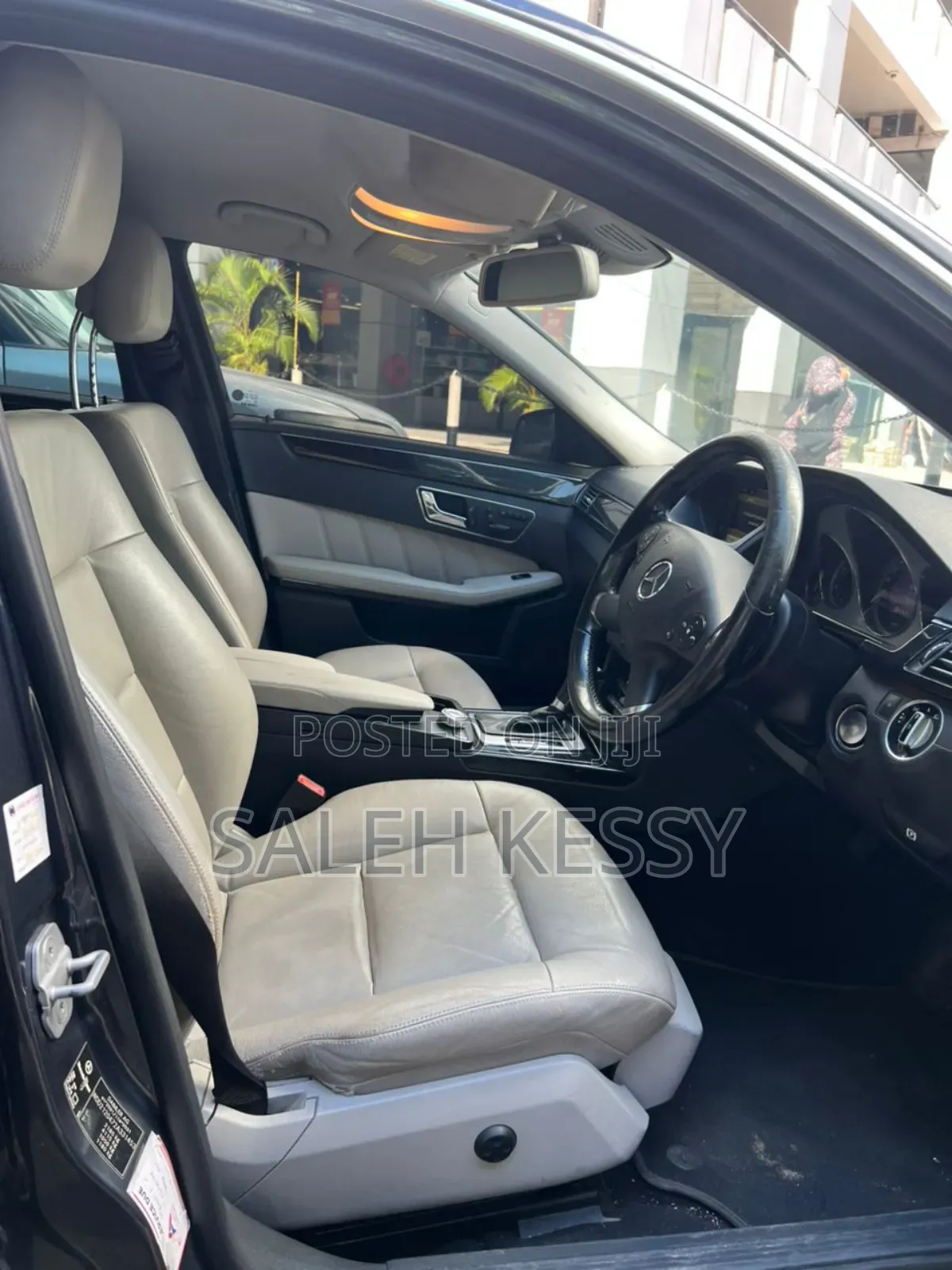 Mercedes-Benz E250 2010 Blue