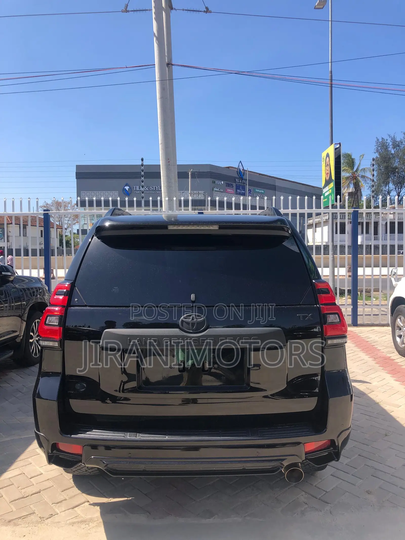 Toyota Land Cruiser Prado 2.8 2017 Black