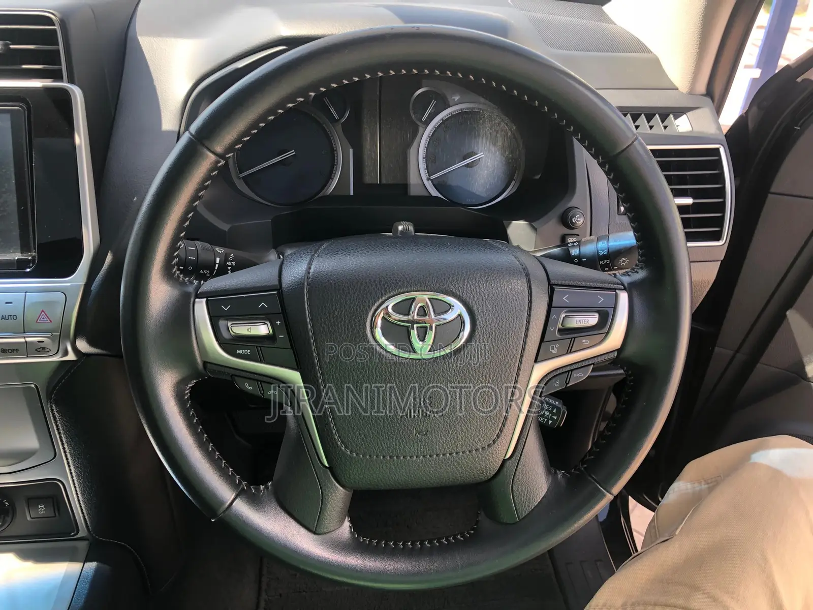 Toyota Land Cruiser Prado 2.8 2017 Black